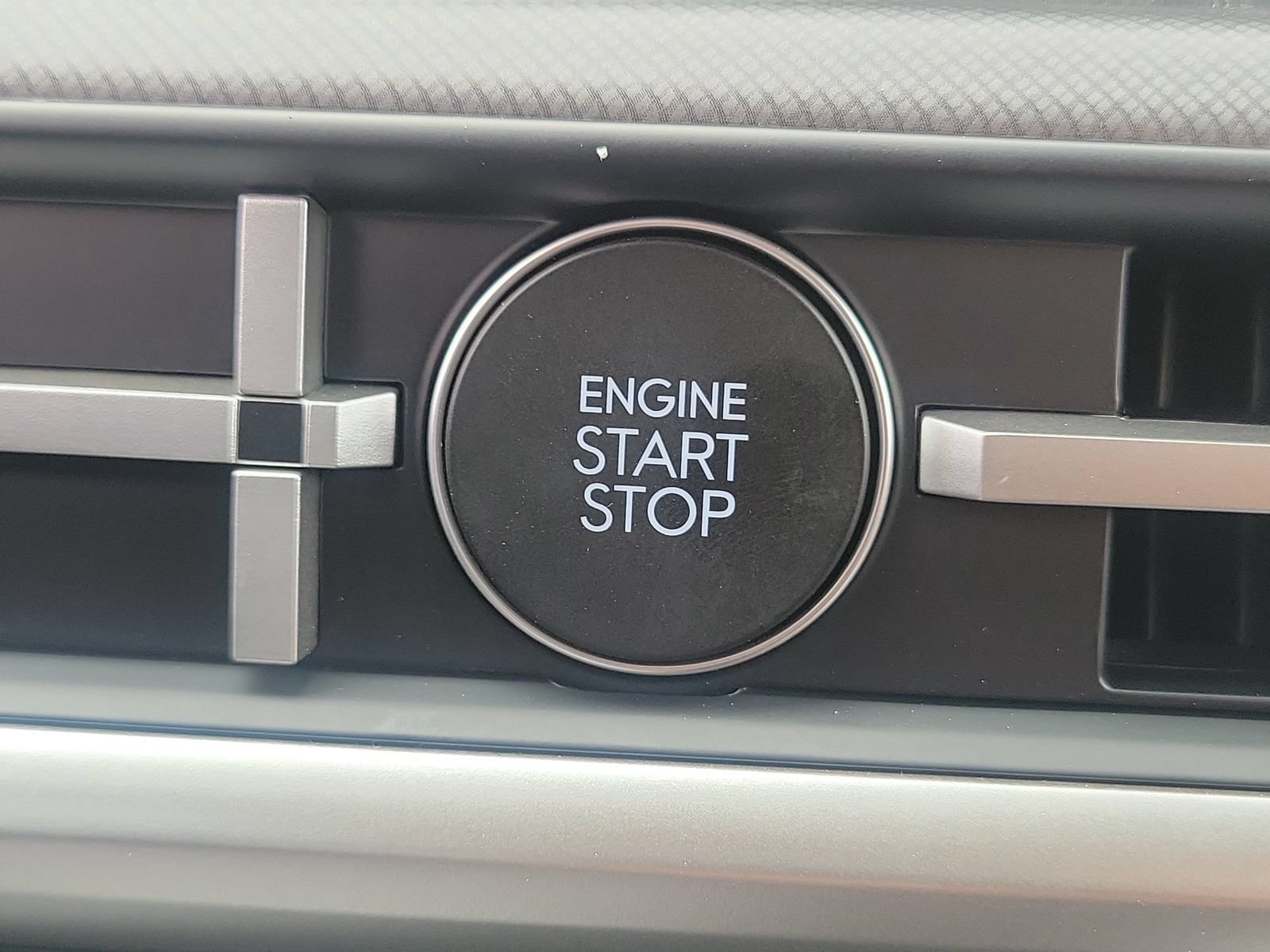 New 2026 Hyundai Santa Fe SEL FWD image 12