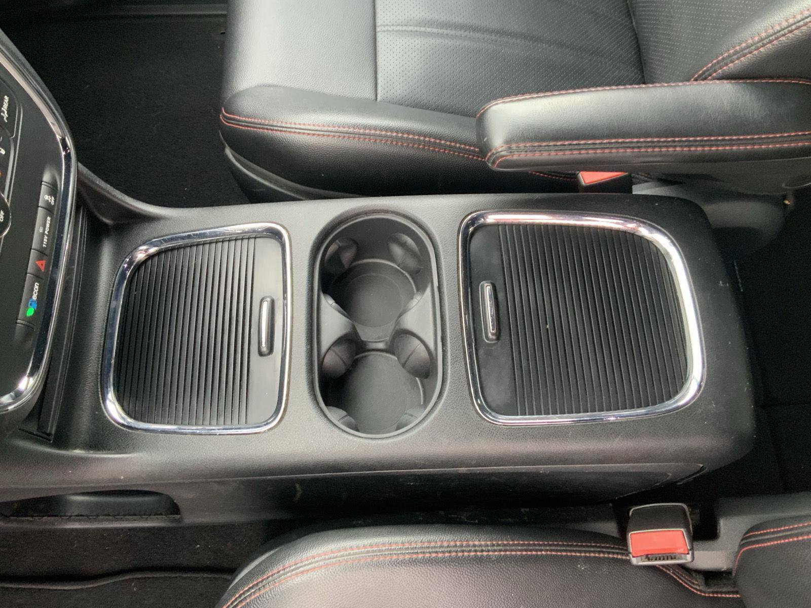 Used 2020 Dodge Grand Caravan GT image 41