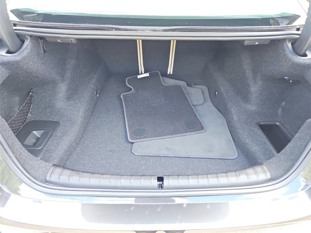 Used 2022 BMW 530i xDrive w/ Premium Package image 38