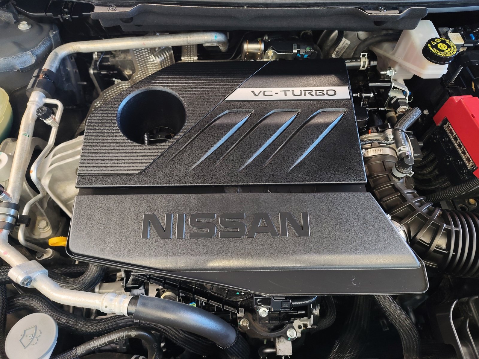 Used 2025 Nissan Rogue SV AWD/4WD image 29