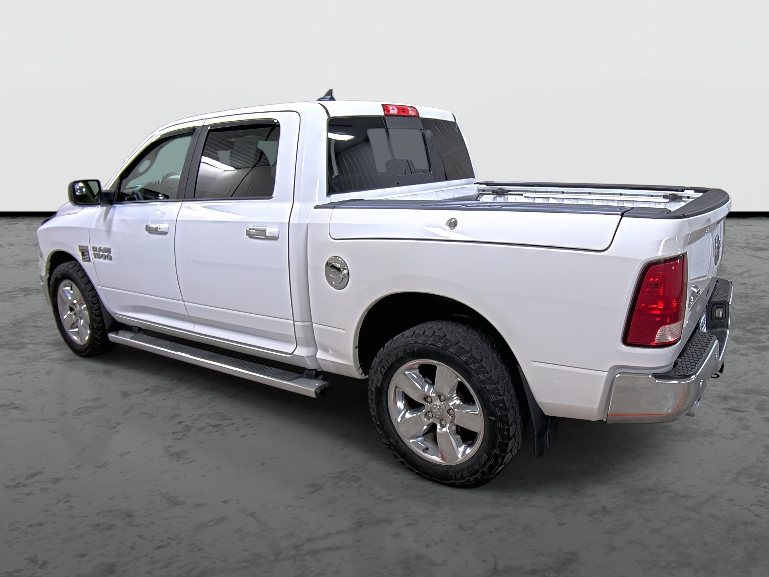 Used 2017 RAM 1500 Big Horn image 2
