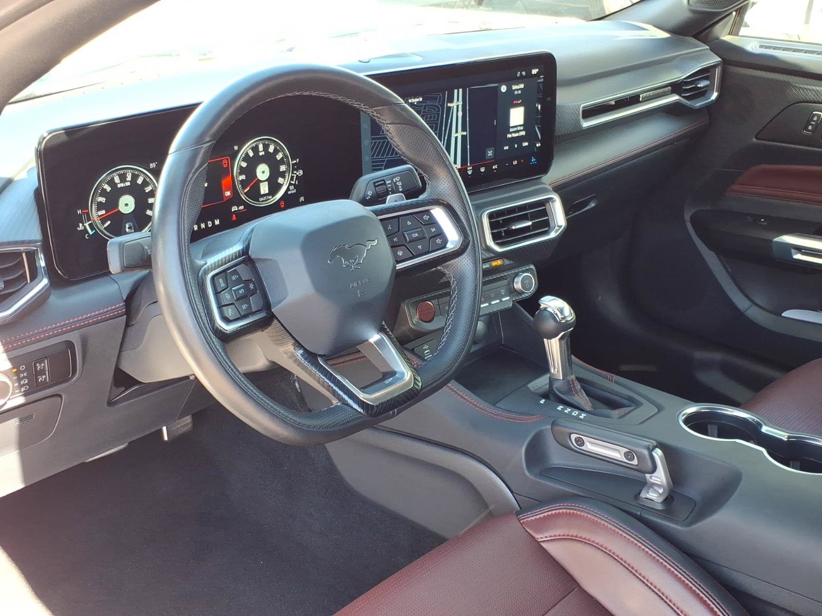 Used 2025 Ford Mustang GT Premium w/ GT Performance Package RWD image 17