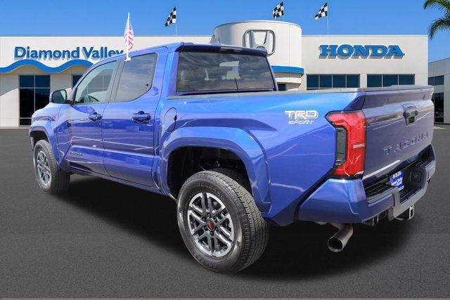 Used 2024 Toyota Tacoma TRD Sport RWD image 4