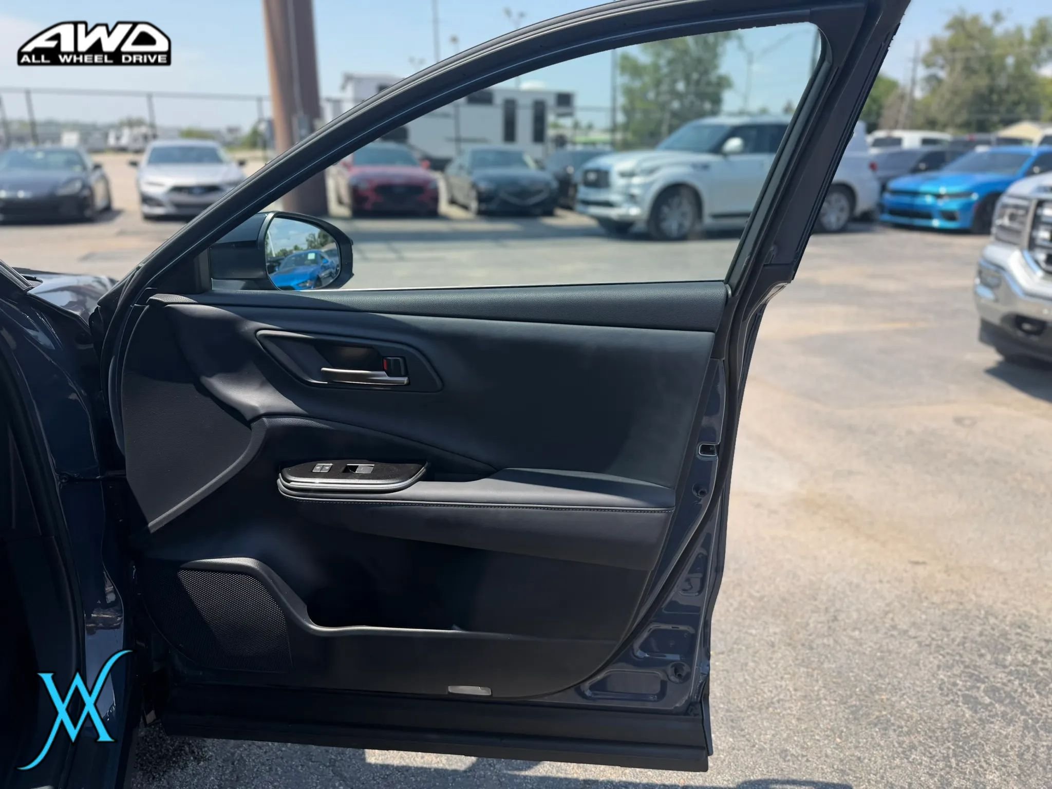 Used 2025 Toyota Crown Signia AWD/4WD image 21