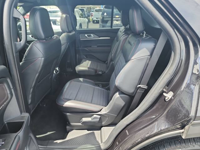 Used 2025 Ford Explorer ST-Line AWD/4WD image 31