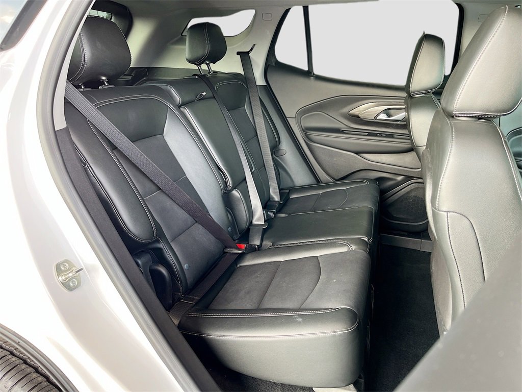 Used 2024 GMC Terrain SLT w/ LPO, Floor Liner Package image 25