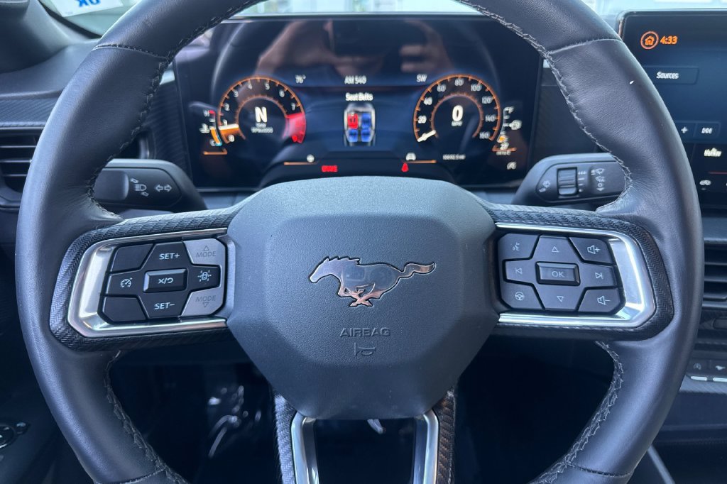 Used 2024 Ford Mustang GT RWD image 21