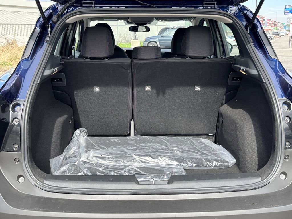 New 2026 Nissan Kicks S image 12