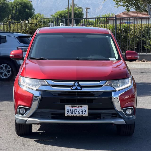 Used 2017 Mitsubishi Outlander SE FWD image 2