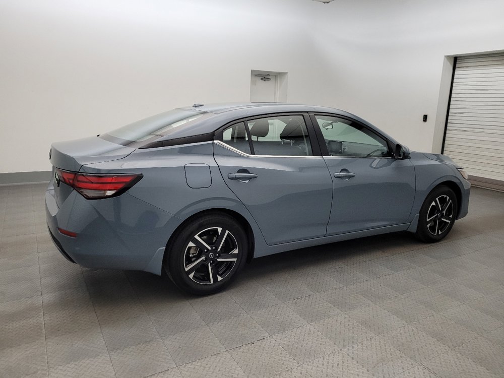 Used 2025 Nissan Sentra SV FWD image 10