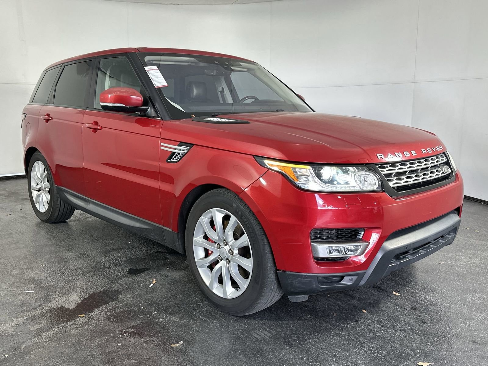 Used 2017 Land Rover Range Rover Sport Supercharged image 2