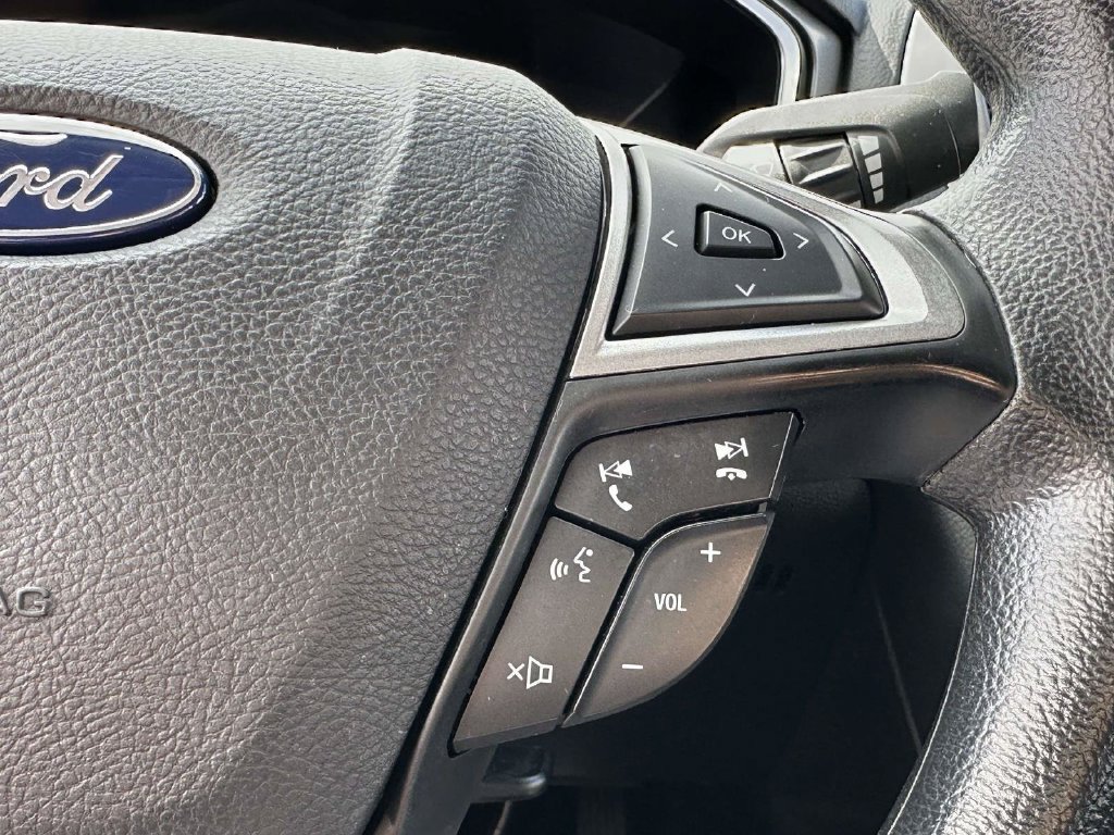 Certified 2020 Ford Fusion SE FWD image 15