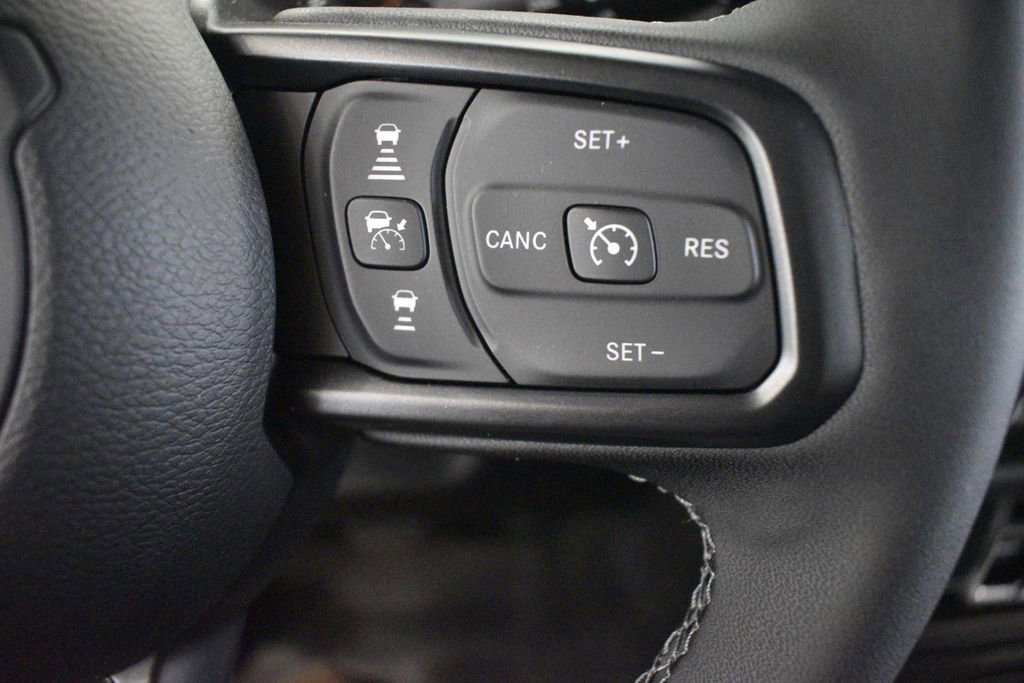 New 2025 Jeep Gladiator Sport image 42