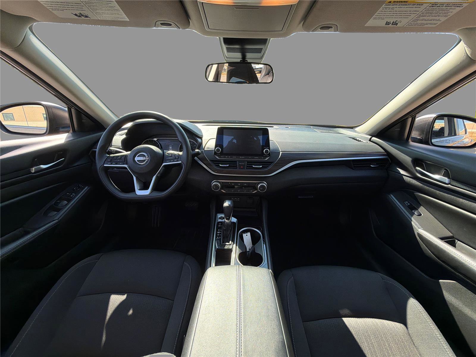 Used 2024 Nissan Altima 2.5 SV image 15