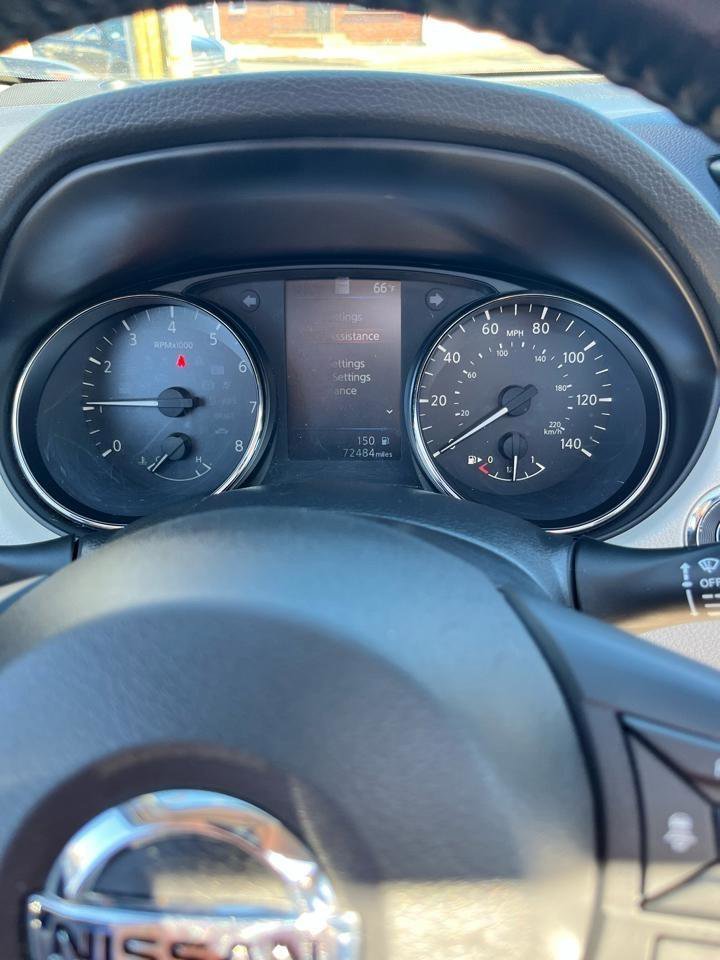 Used 2022 Nissan Rogue Sport SL w/ Premium Package image 36