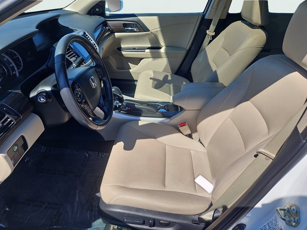 Used 2017 Honda Accord EX-L image 27