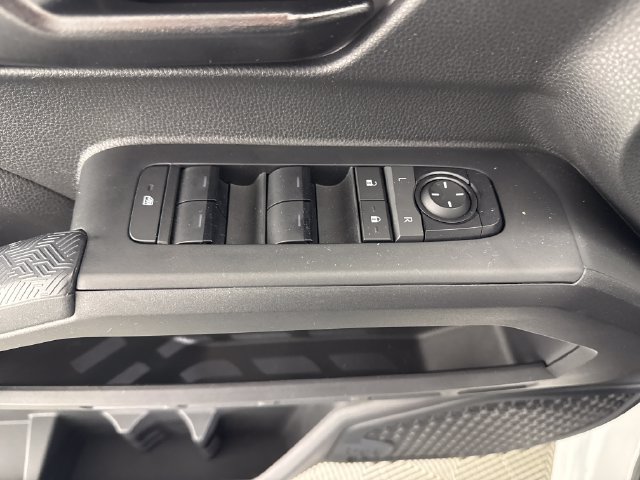 Used 2024 Toyota Tacoma SR5 AWD/4WD image 25