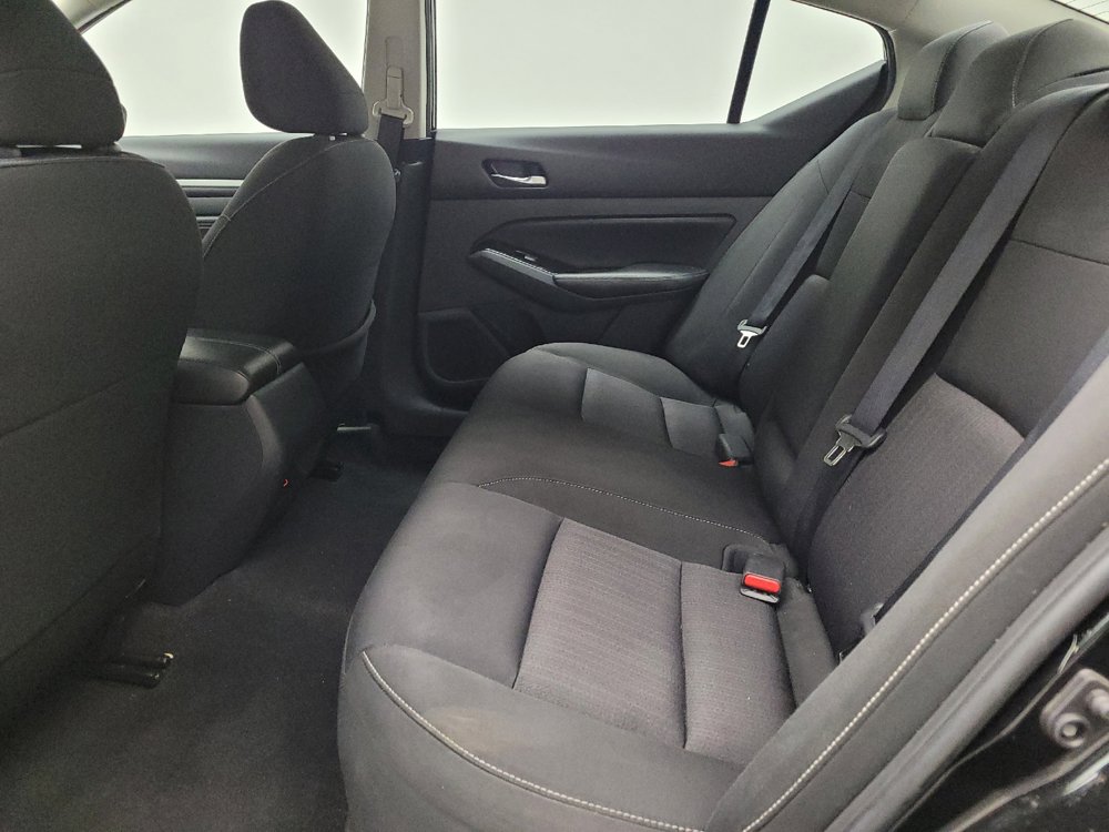 Used 2022 Nissan Altima 2.5 SV w/ SV Premium Package FWD image 18