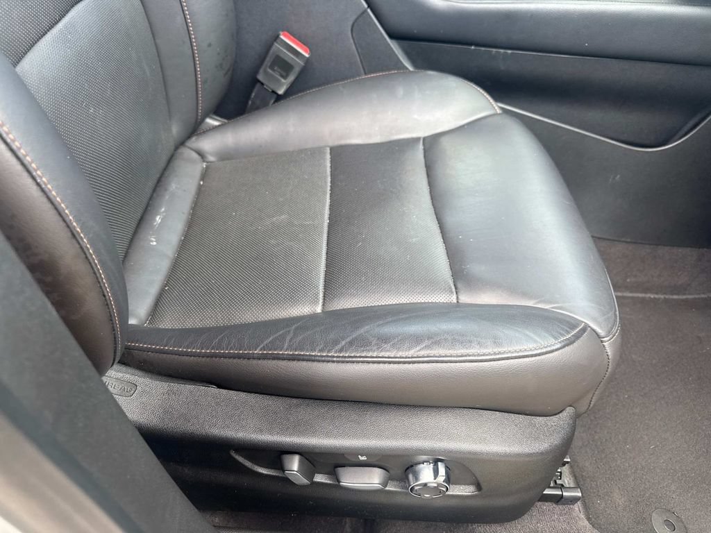 Used 2019 Cadillac XT4 Sport FWD image 14