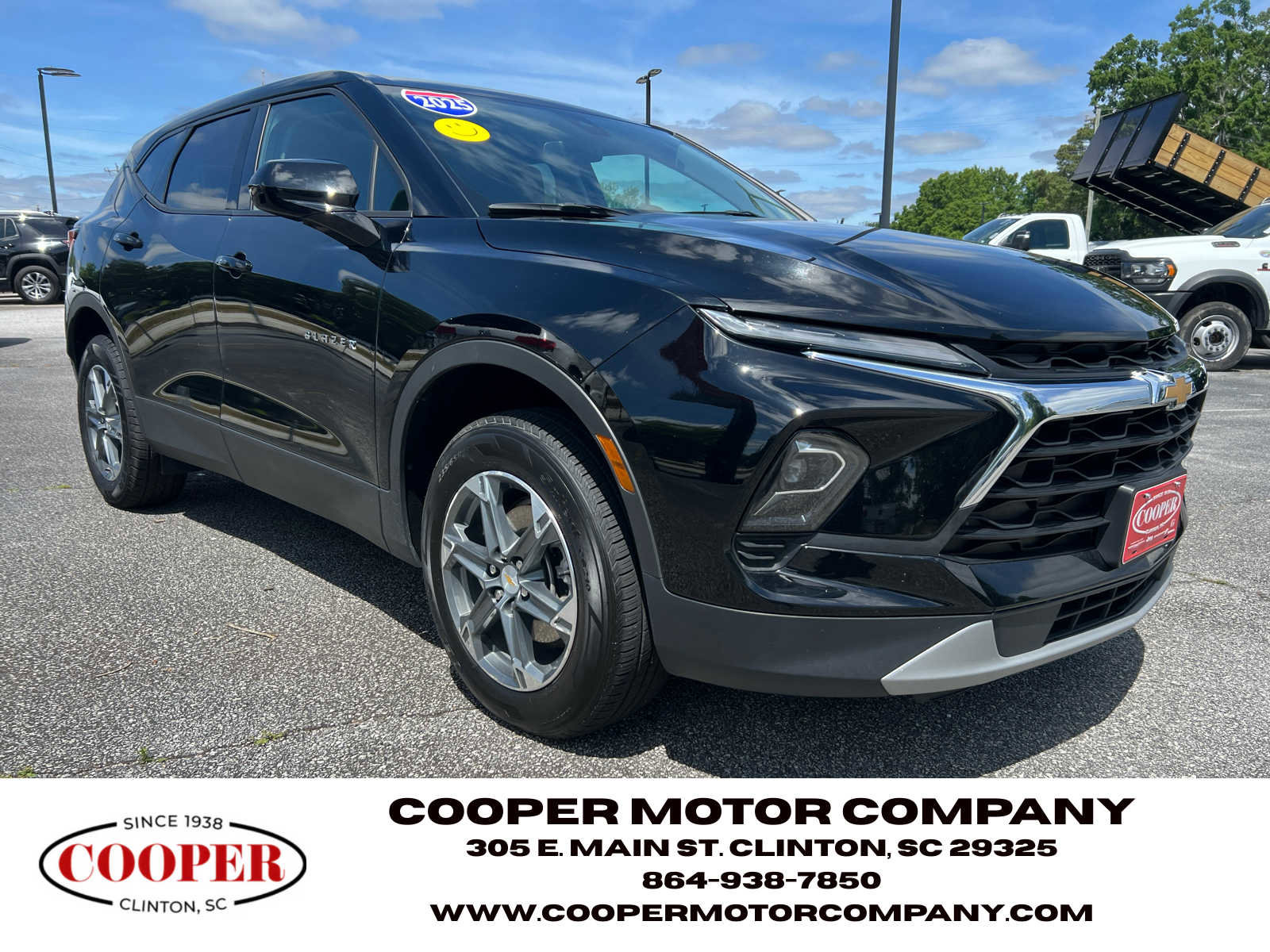 Used 2025 Chevrolet Blazer LT FWD image 6