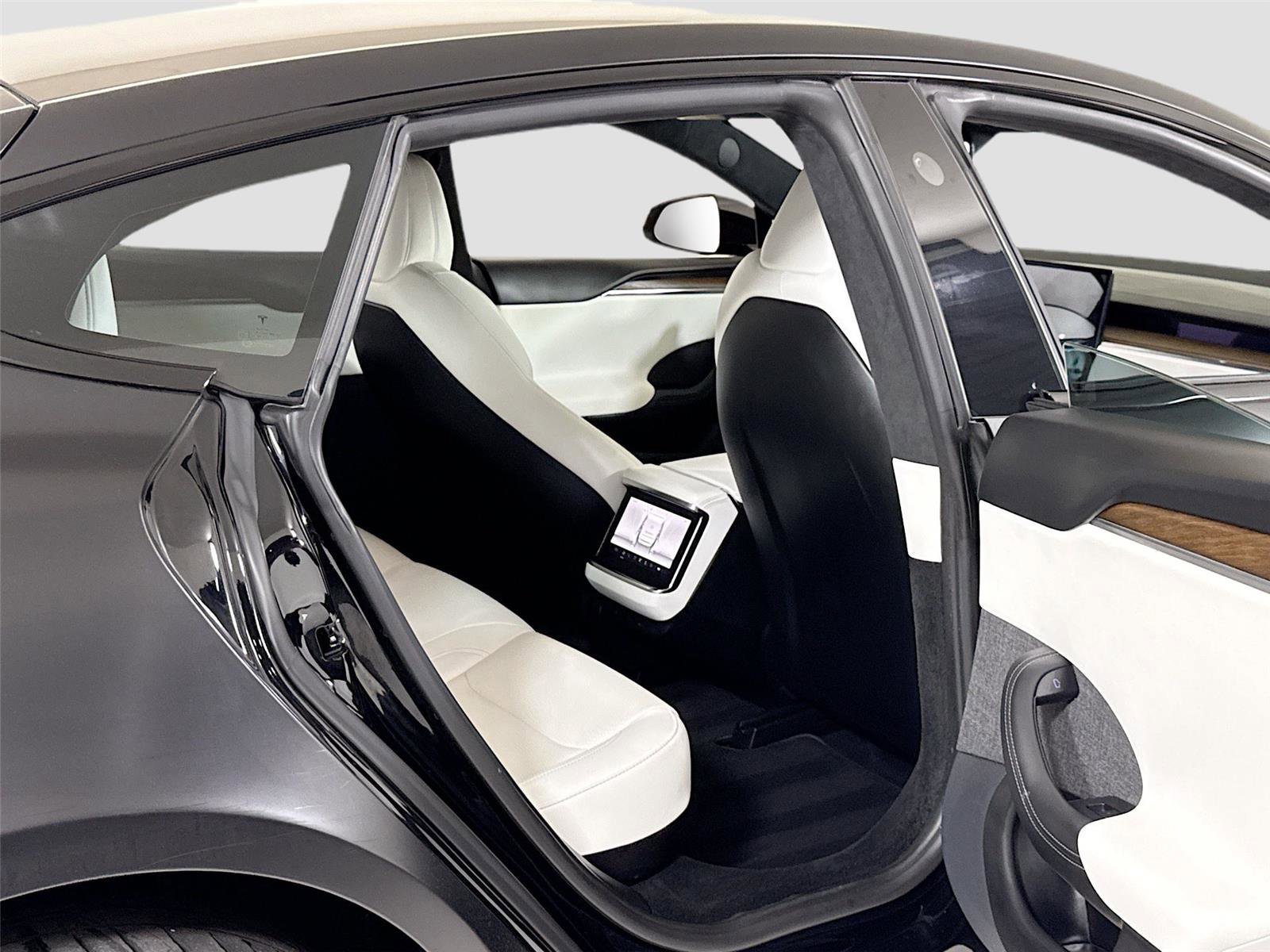 Used 2021 Tesla Model S Long Range image 26