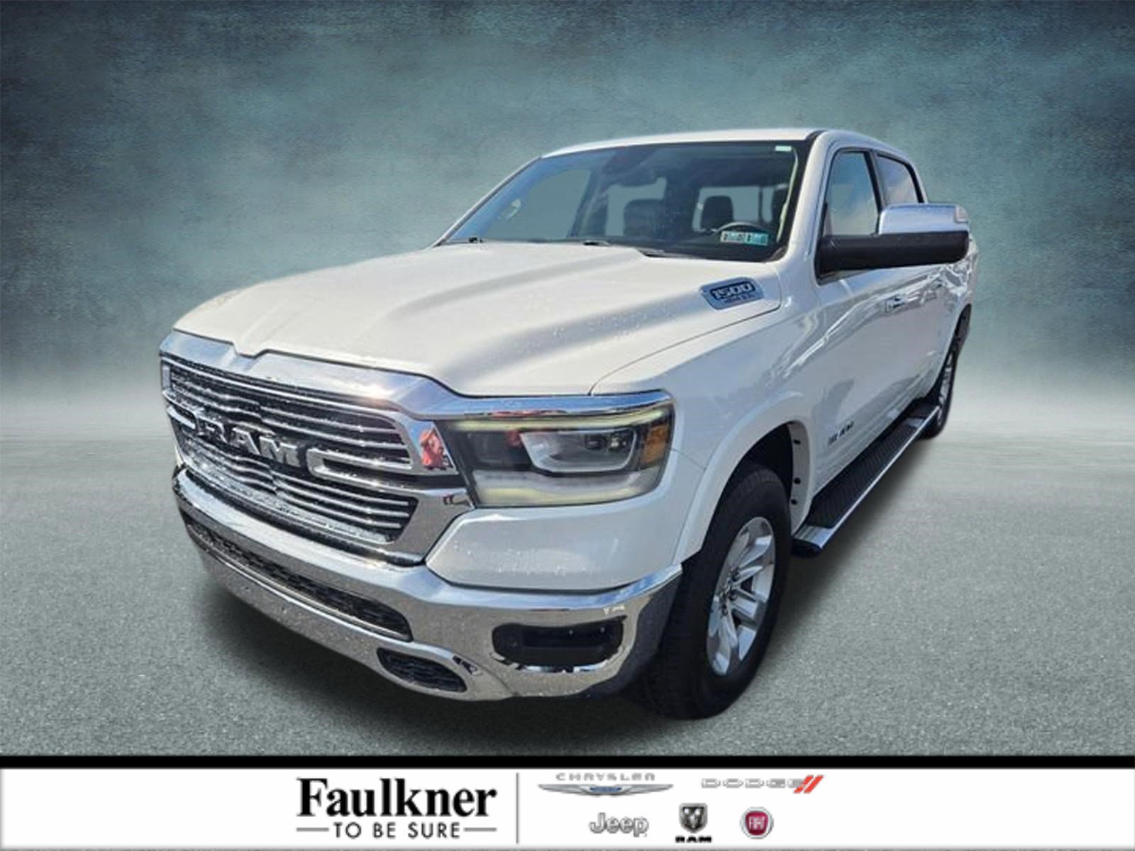 Used 2019 RAM 1500 Laramie AWD/4WD image 1