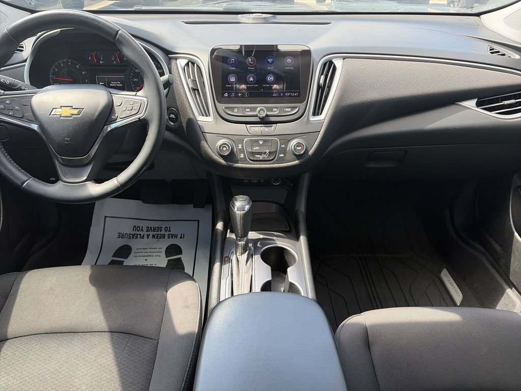 Used 2020 Chevrolet Malibu RS FWD image 14