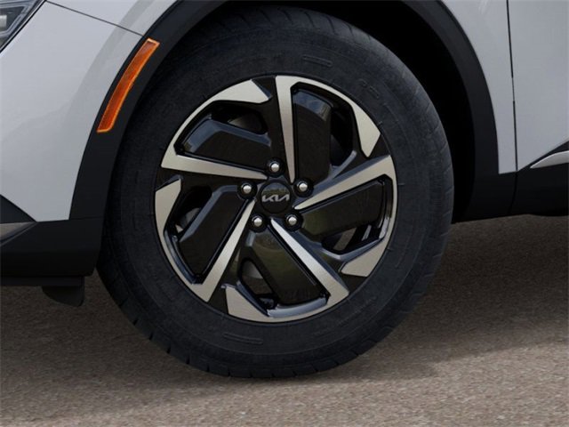 New 2025 Kia Sportage LX image 9