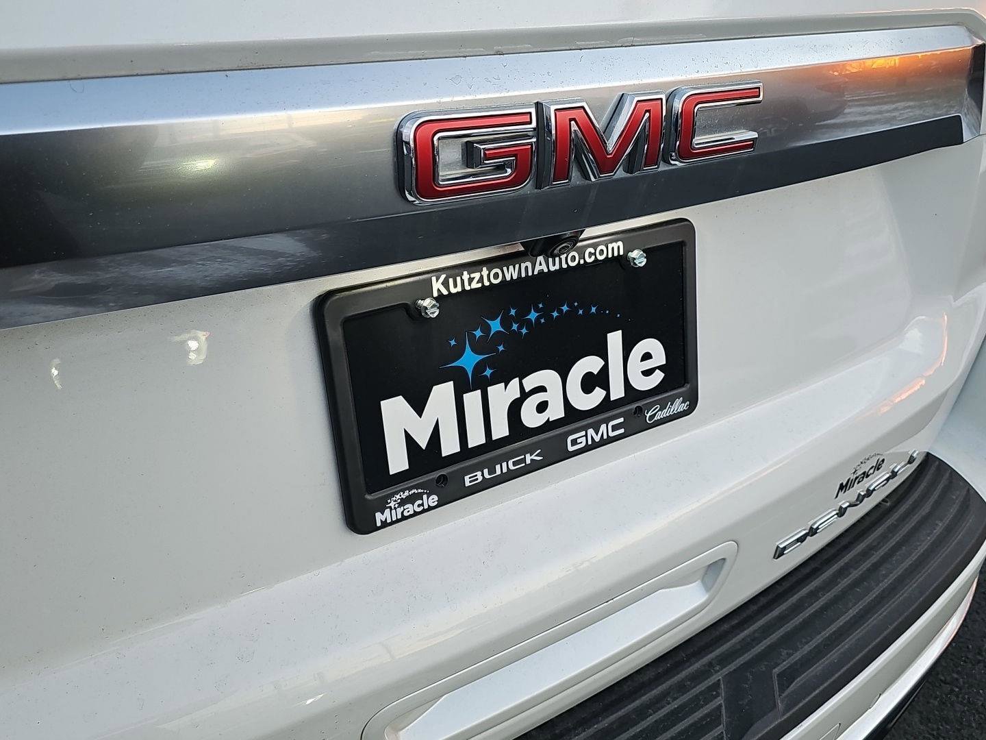 Used 2022 GMC Yukon Denali image 37