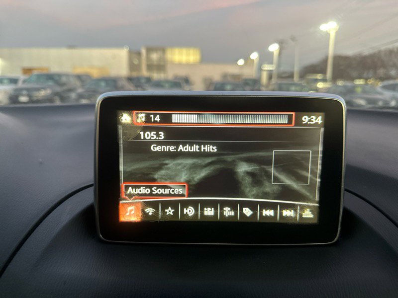 Used 2016 MAZDA MAZDA3 i Touring w/ Popular Equipment Package image 32