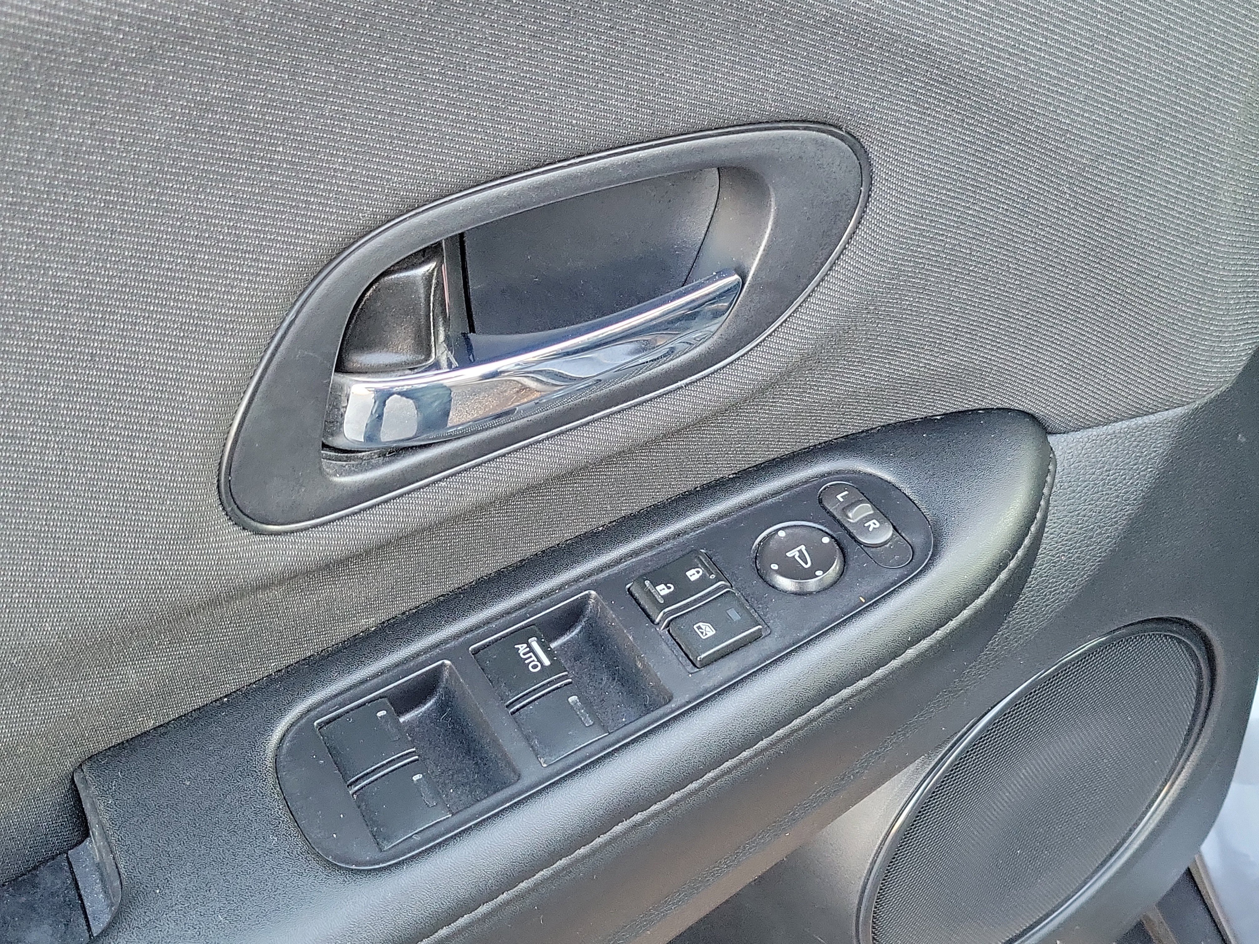 Used 2021 Honda HR-V LX image 18