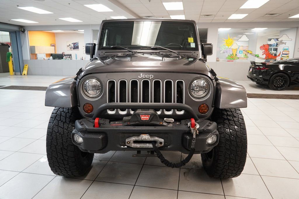 Used 2016 Jeep Wrangler Unlimited Sahara w/ Connectivity Group image 13