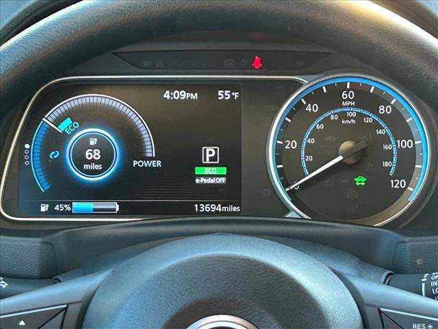 Used 2023 Nissan Leaf S image 11