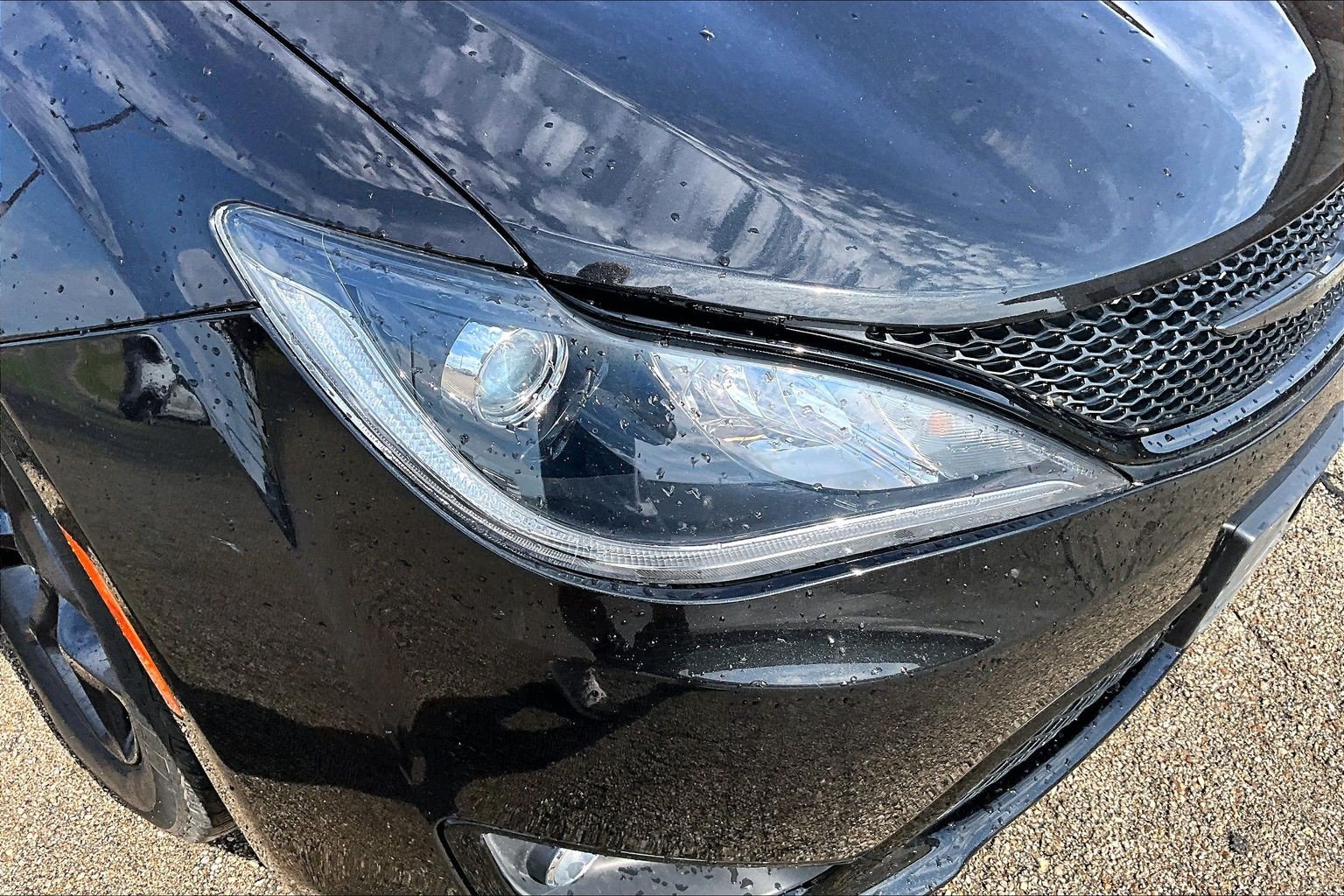 Used 2020 Chrysler Pacifica Touring-L Plus w/ S Appearance Package FWD image 28