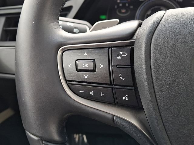 Used 2022 Lexus ES 300h w/ Accessory Package FWD image 21