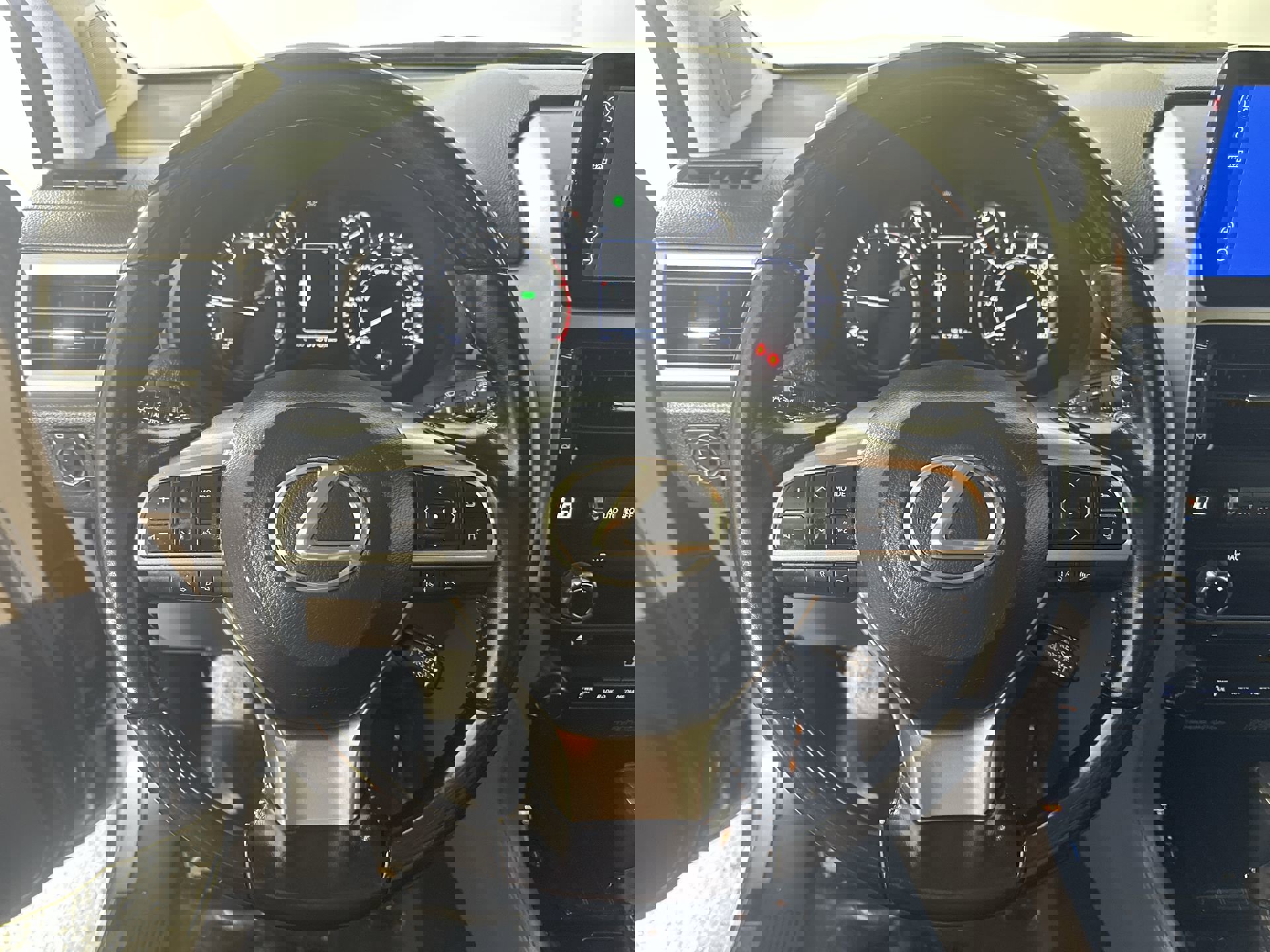 Used 2022 Lexus GX 460 Premium image 18