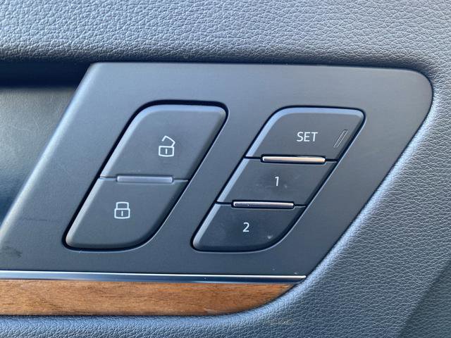 Used 2021 Audi Q5 Prestige image 12