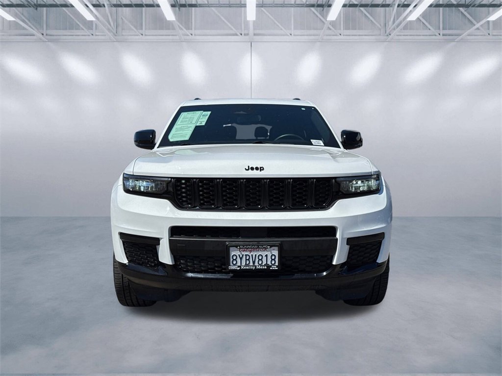 Used 2021 Jeep Grand Cherokee L Laredo image 2