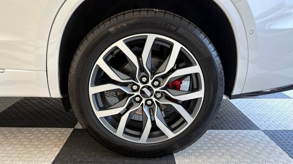 Used 2024 Cadillac XT6 Sport w/ Technology Package AWD/4WD image 13