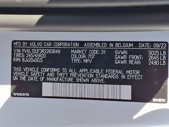 Certified 2024 Volvo XC40 B5 Ultimate w/ Protection Package Premier AWD/4WD image 29