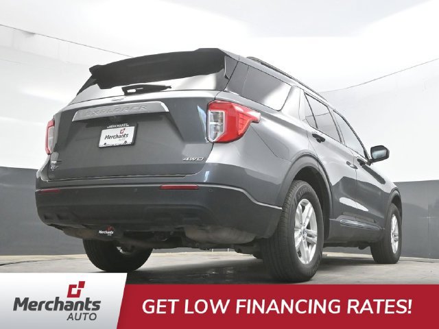 Used 2023 Ford Explorer XLT AWD/4WD image 38