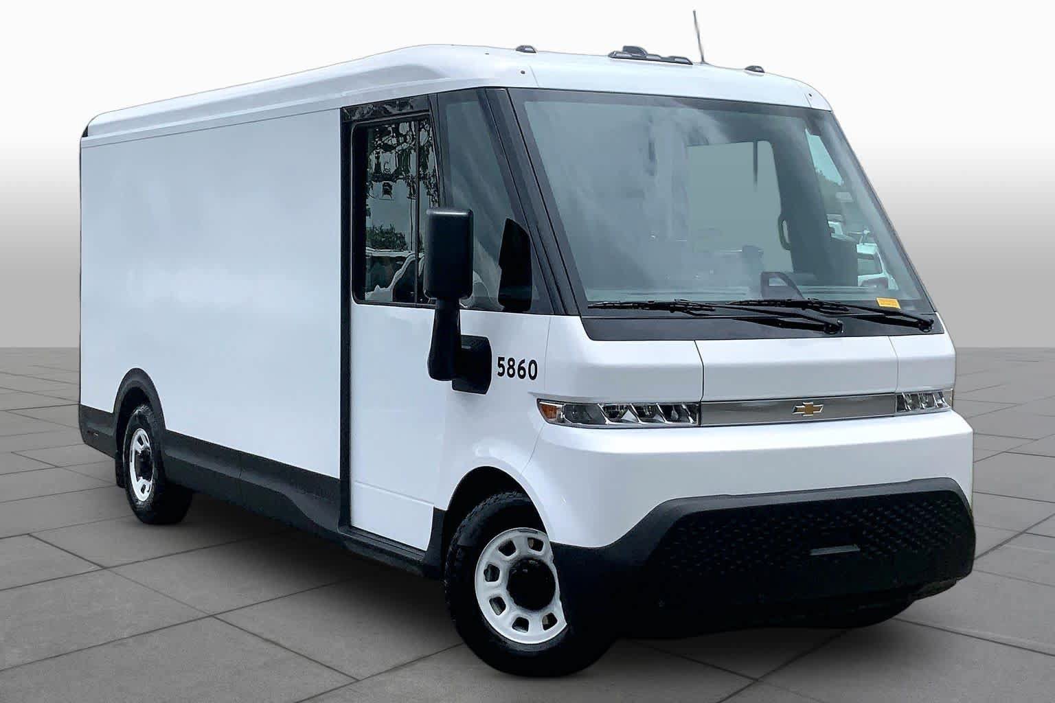 Used 2025 Chevrolet Brightdrop 600 FWD image 2