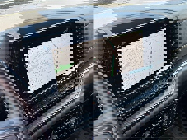 Used 2024 Chevrolet Silverado 2500 ZR2 w/ Technology Package image 24