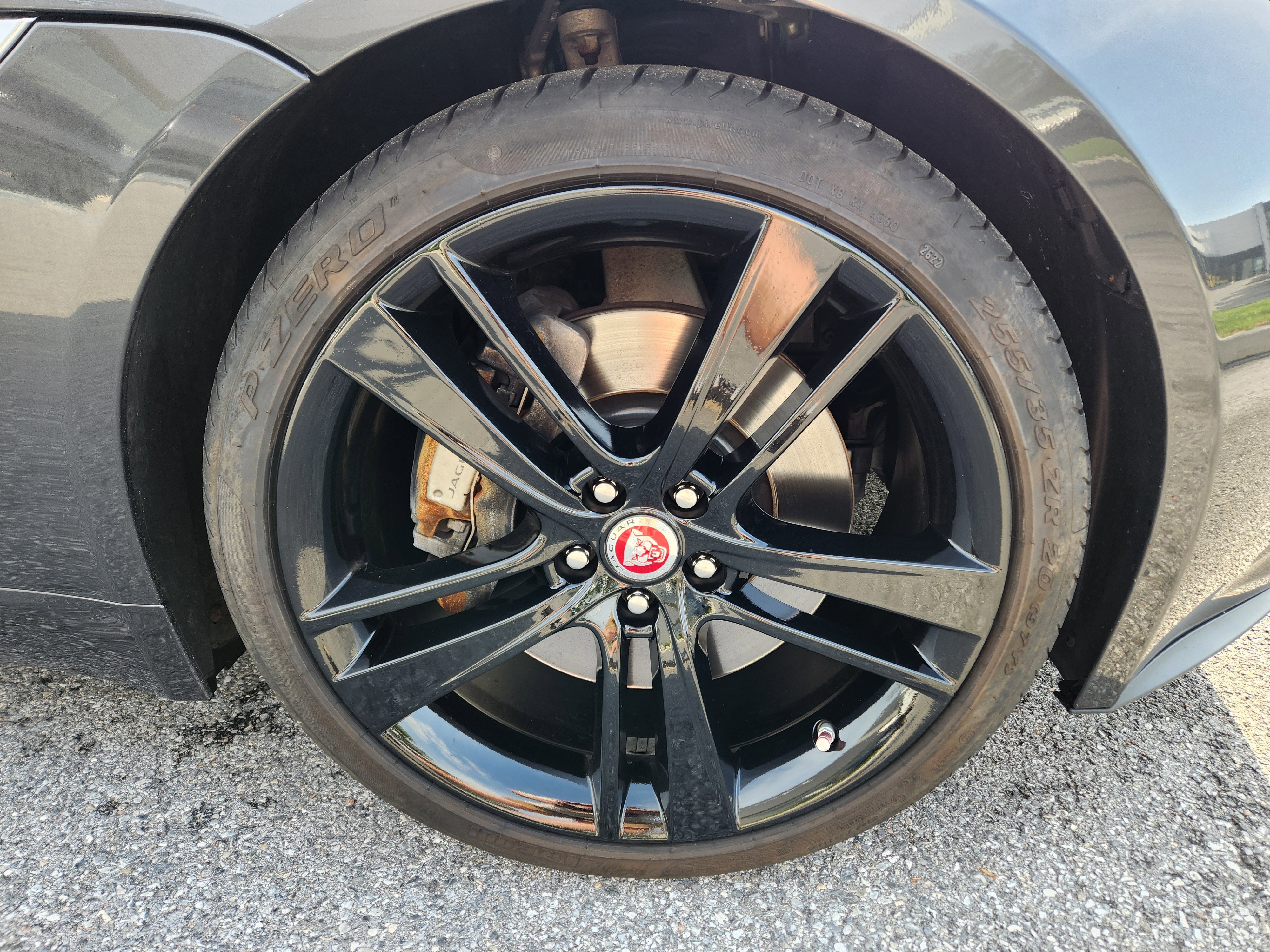 Used 2017 Jaguar F-TYPE Coupe image 7