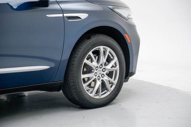 Used 2023 Buick Enclave Essence w/ Experience Buick Package image 13