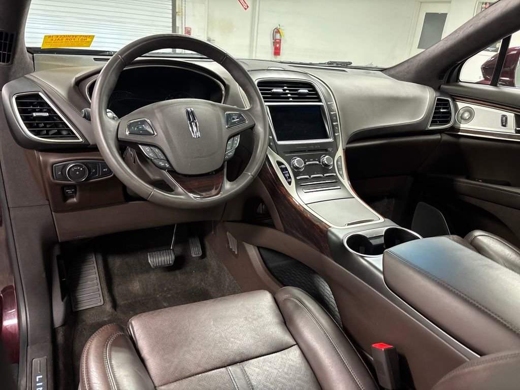 Used 2018 Lincoln MKX Black Label w/ Driver Assistance Package image 28