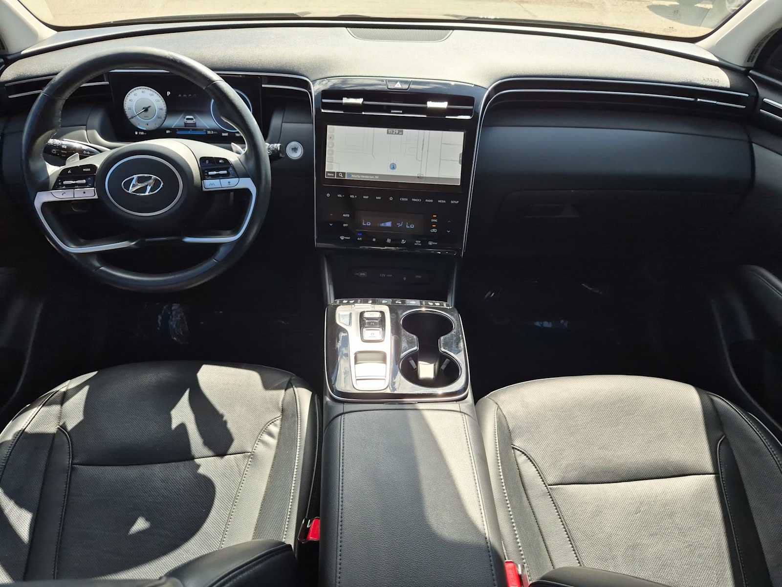 Certified 2022 Hyundai Tucson Limited w/ Cargo Package FWD image 15