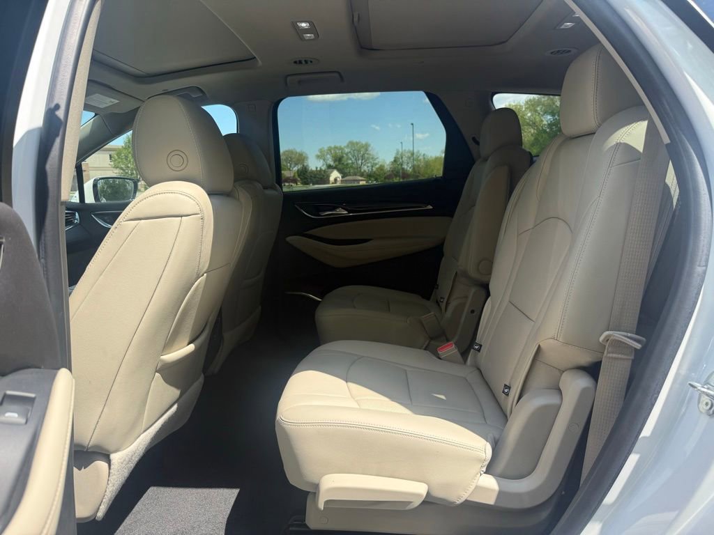 Used 2021 Buick Enclave Premium w/ Sun and Sites Package AWD/4WD image 17