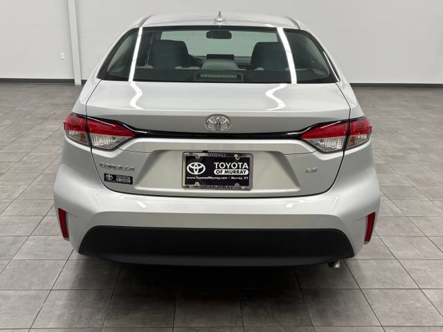 Used 2024 Toyota Corolla LE FWD image 3
