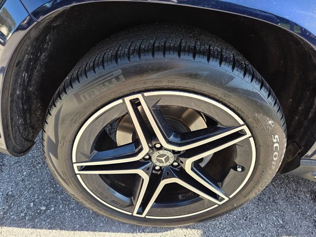 Used 2022 Mercedes-Benz GLS 450 4MATIC w/ AMG Line Exterior image 22